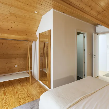 Bo - Fernandes Tomas * Oporto