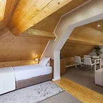 Lägenhet Bo - Fernandes Tomas Oporto