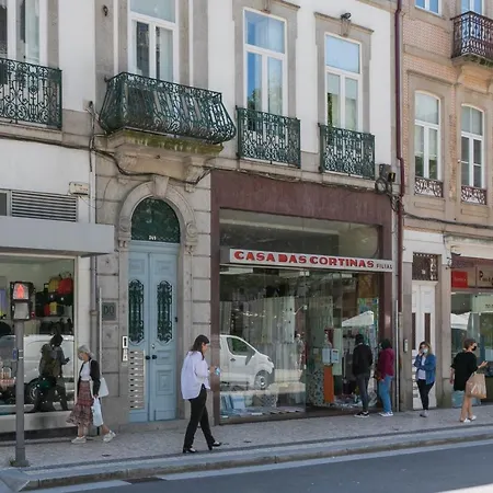 Bo - Fernandes Tomas Porto