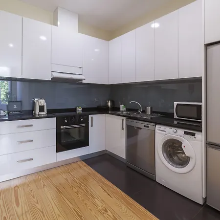 Bo - Fernandes Tomás Oporto