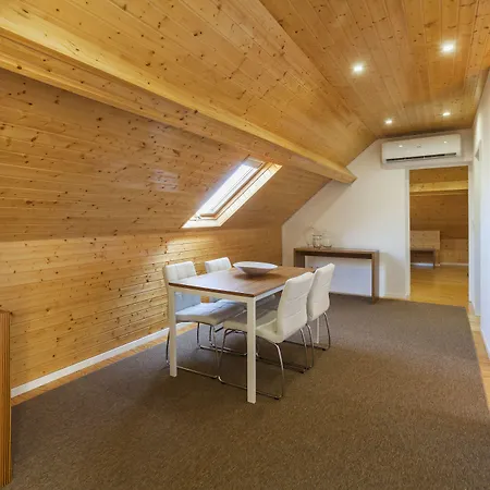 Bo - Fernandes Tomas Porto