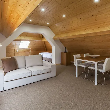 Bo - Fernandes Tomás