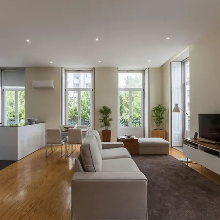 Bo - Fernandes Tomas *