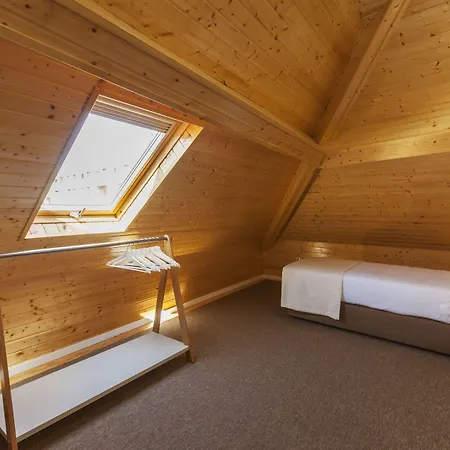 Apartman Bo - Fernandes Tomás *