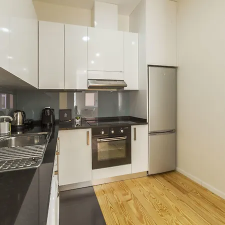 Bo - Fernandes Tomás *