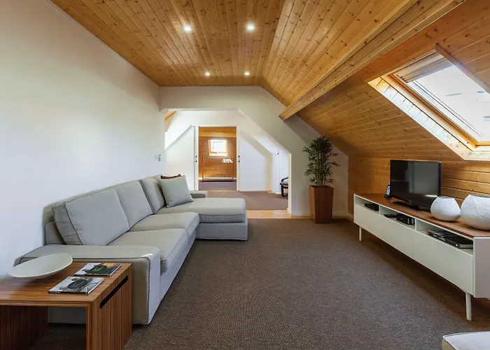 Bo - Fernandes Tomas Oporto